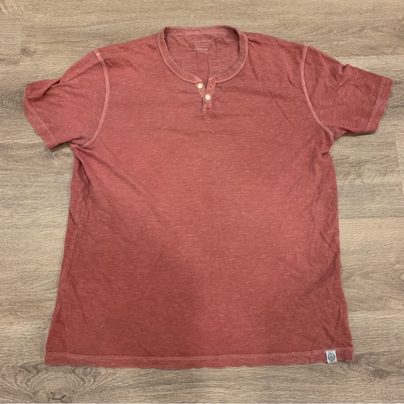 Lucky Brand - coral tee with button detail - Picture 1 of 4